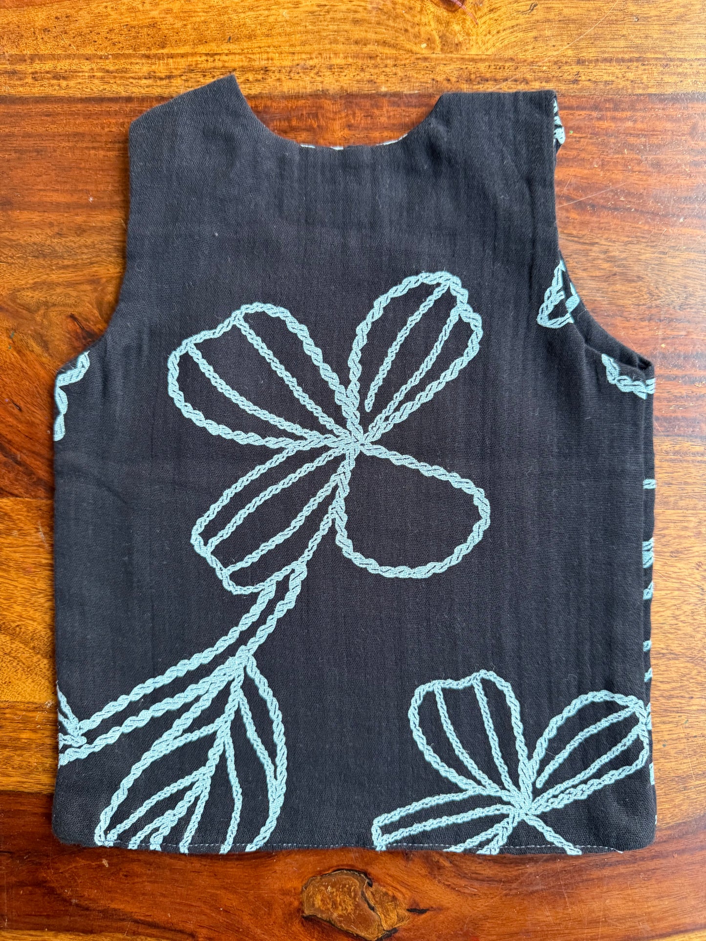Organic Muslin Cotton Shoulder Button Jabla