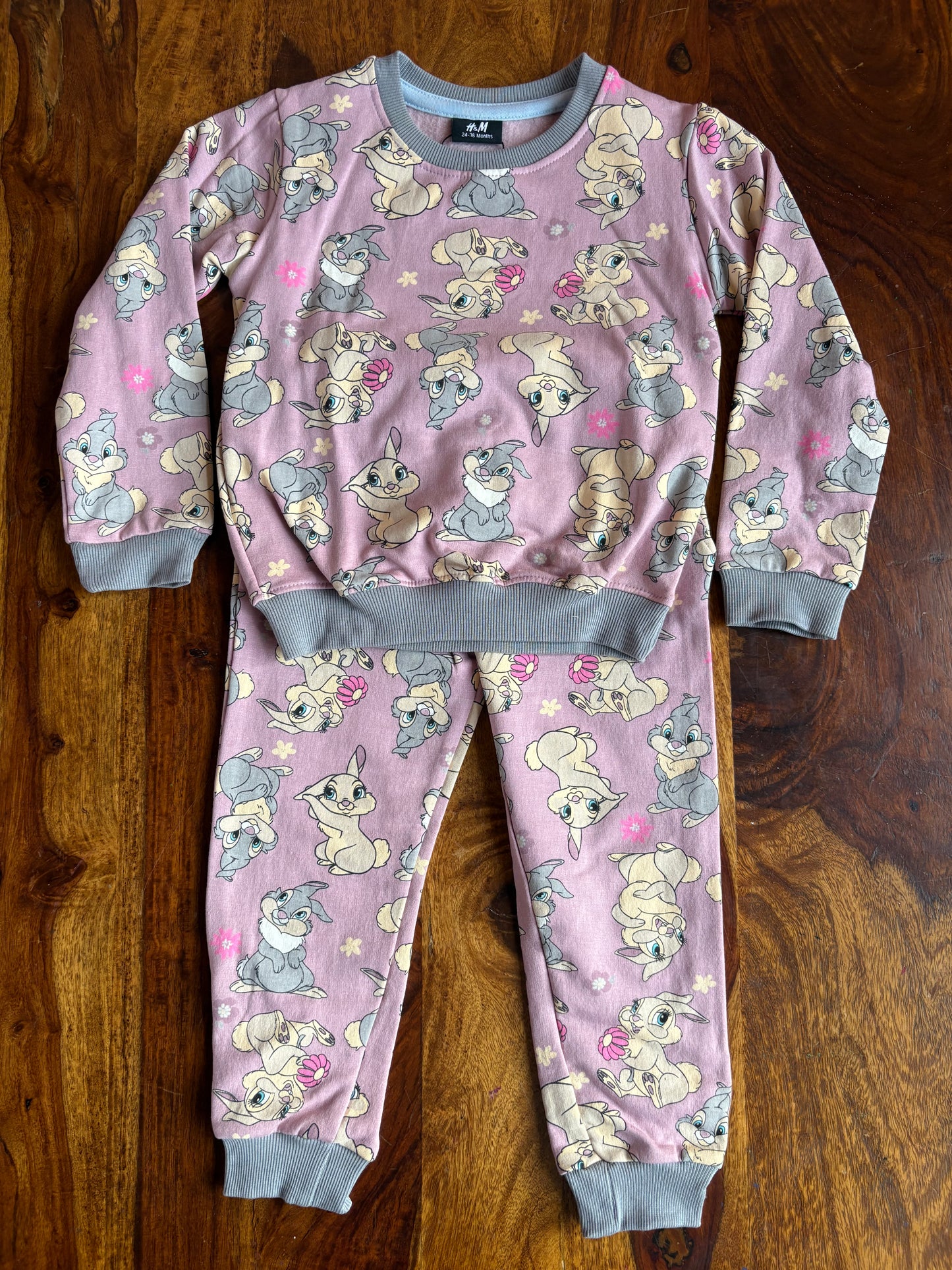 Sweatshirt & Jogger Set