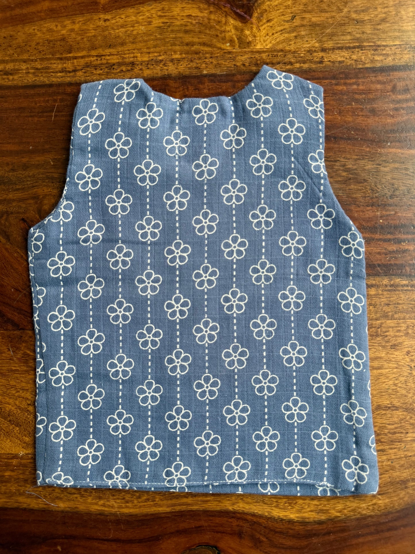 Organic Muslin Cotton Shoulder Button Jabla