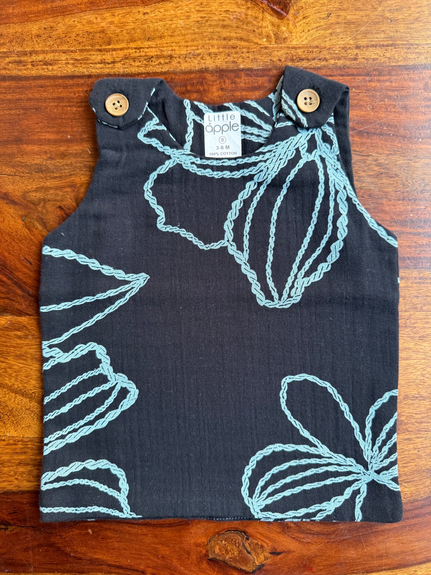 Organic Muslin Cotton Shoulder Button Jabla