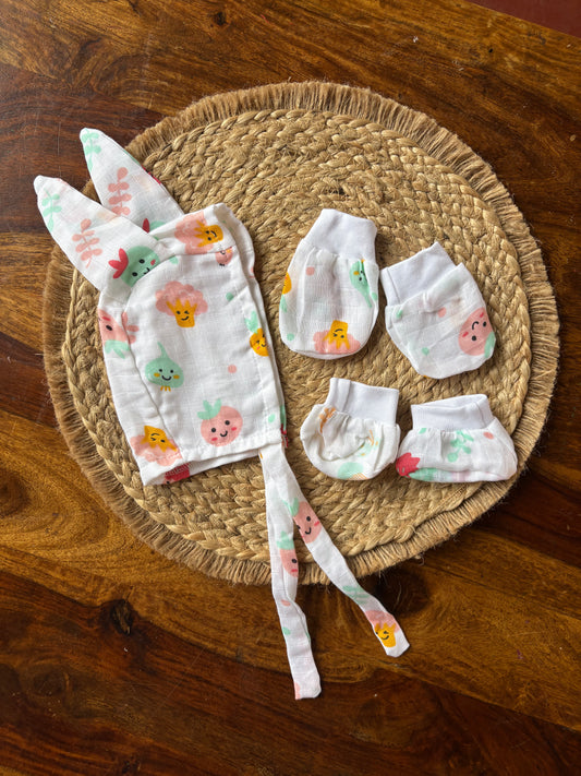 Muslin Mittens, Booties & Cap Set